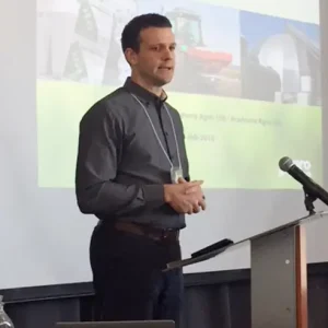 Présentation de Stéphane Beaucage à l'Académie Agro-100